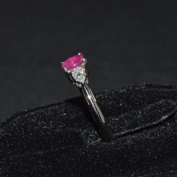 Authentic Tiffany & Co. Natural 1.15Cts Diamond Ruby Platinum Engagement Ring - Picture 11 of 12